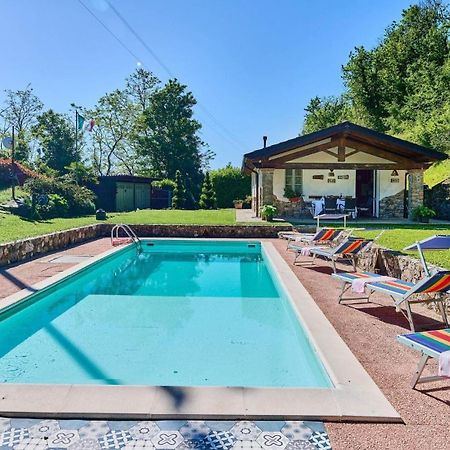 La Sella Villa Pescaglia ภายนอก รูปภาพ