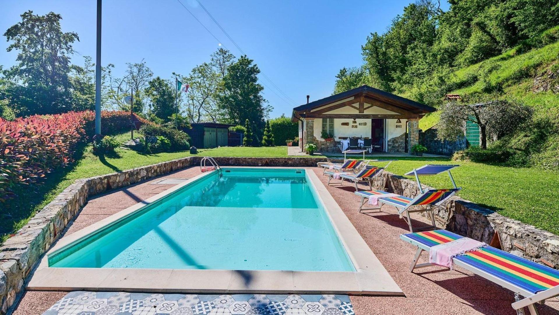 La Sella Villa Pescaglia ภายนอก รูปภาพ